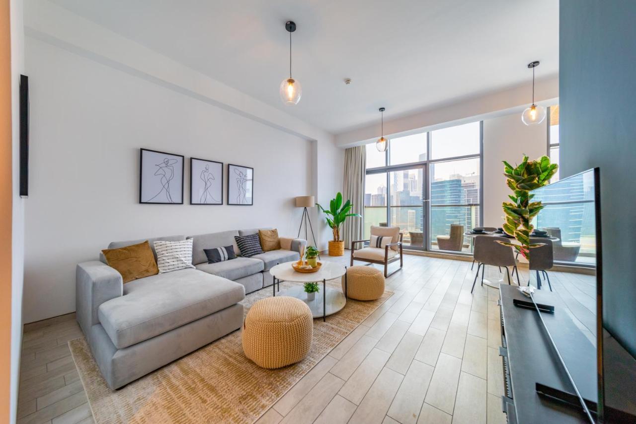 Eden's Homes & - Millennium Atria Residences * Dubái