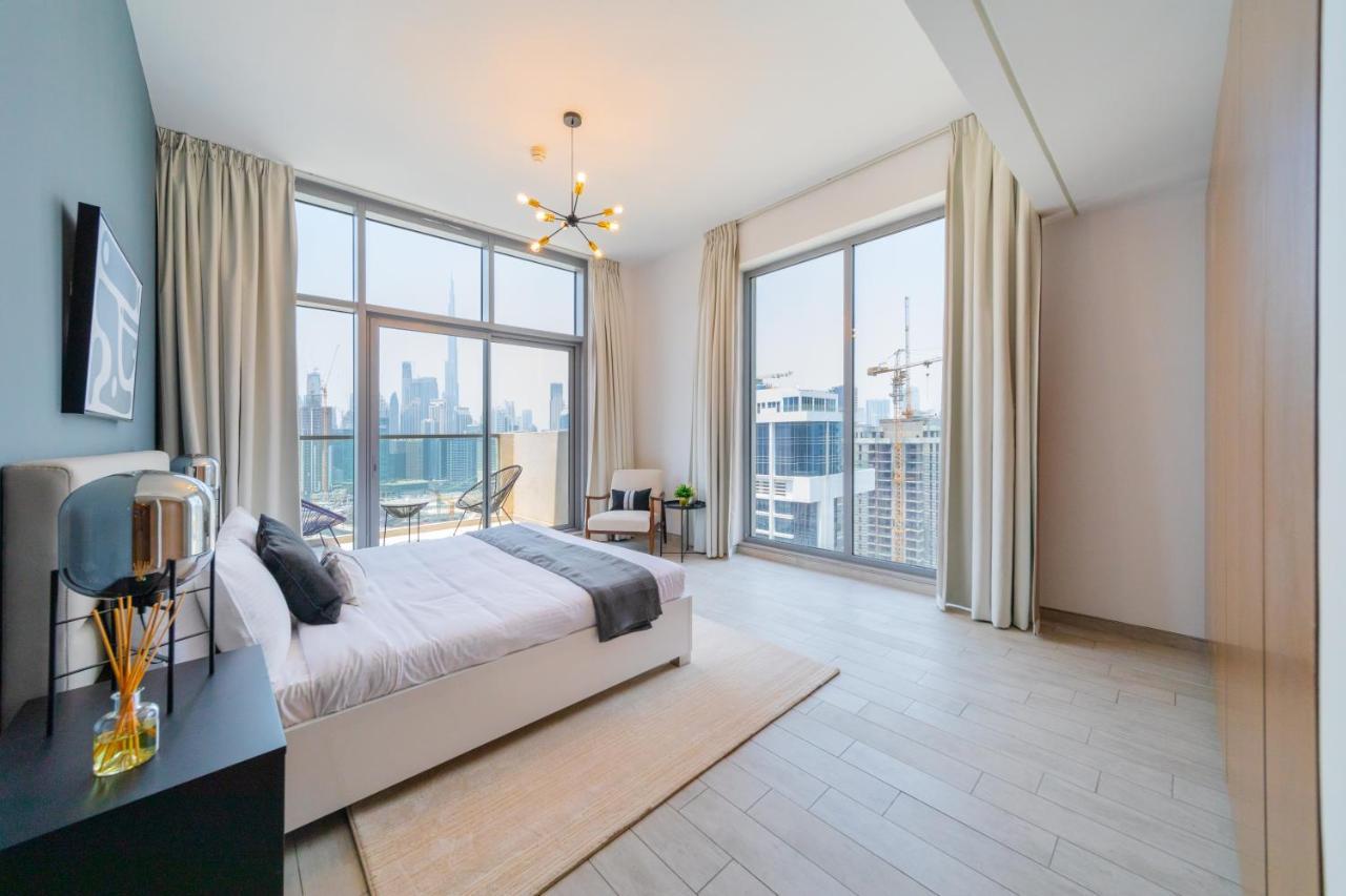 Eden's Homes & - Millennium Atria Residences * Dubái