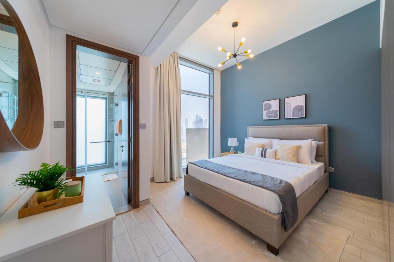 Eden's - Millennium Atria Residences
