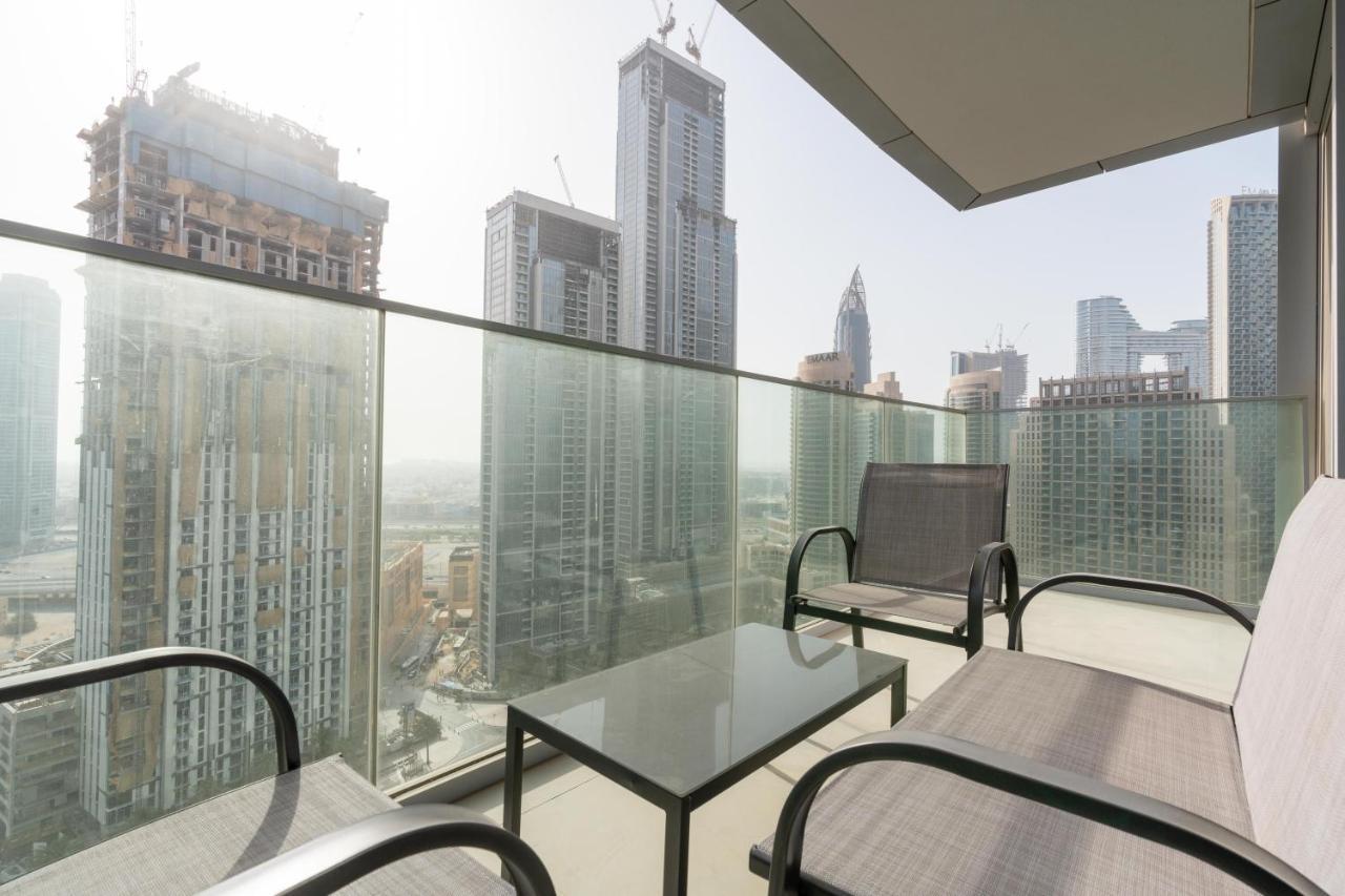 White Sage - Modern And Unique With Fountain Views * Dubai