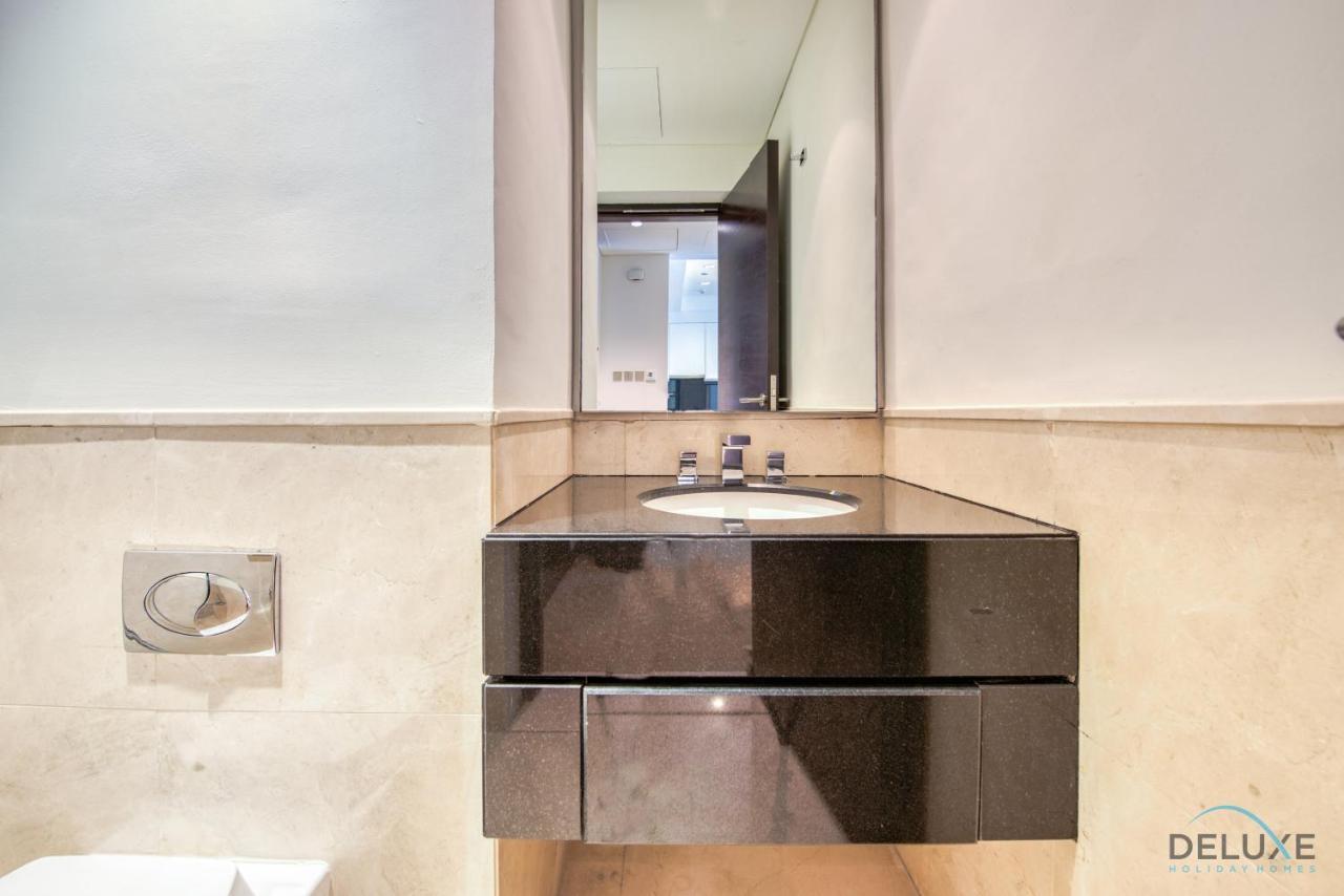 Lush 1 Bedroom At The Address Residences Marina By Deluxe Homes Dubaï
