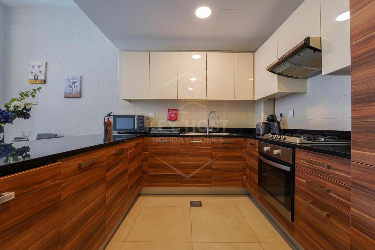 Apartment Keyhost - Spectacular 1br At Sparkle Tower Marina - K1580 Dubai