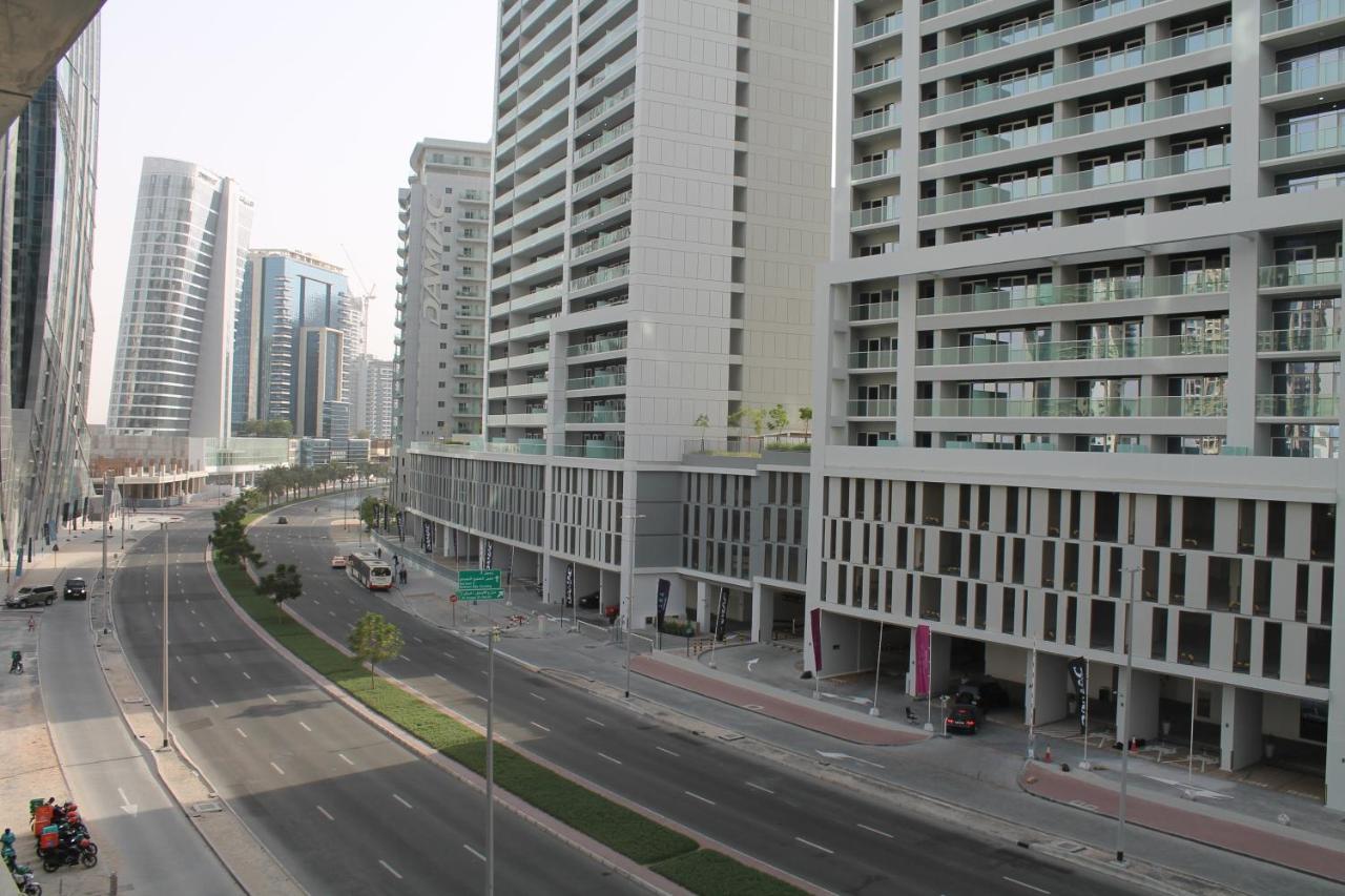 Spacious One Bedroom Close To Burj Khalifa, Mall In Business Bay Dubái
