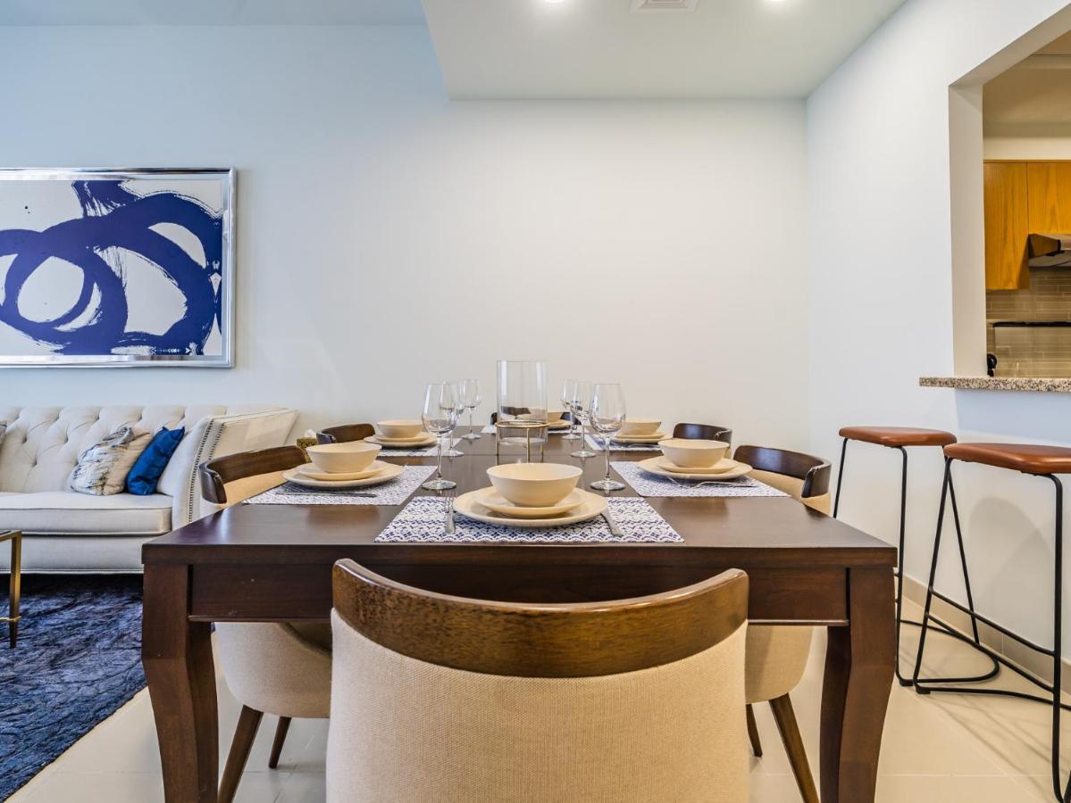 Monty Holiday - Incredible Burj Khalifa View From This Vibrant Apt Apartamento Dubai