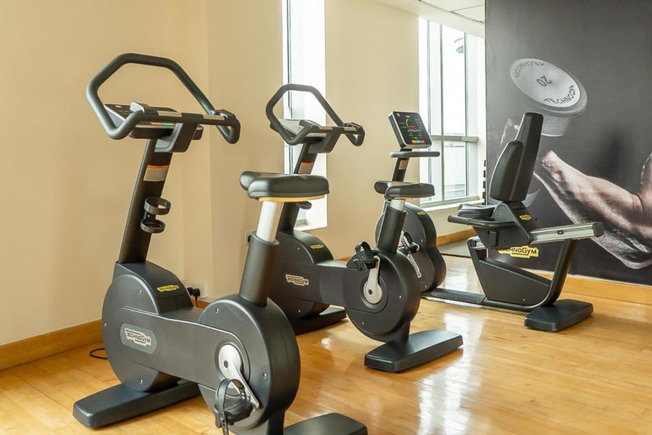 Higuests - Chic Apt Near Marina Walk With Pool And Gym Dubai