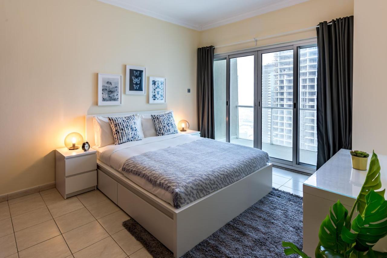 Higuests - Views From 2 Bedroom In Jlt * Dubai