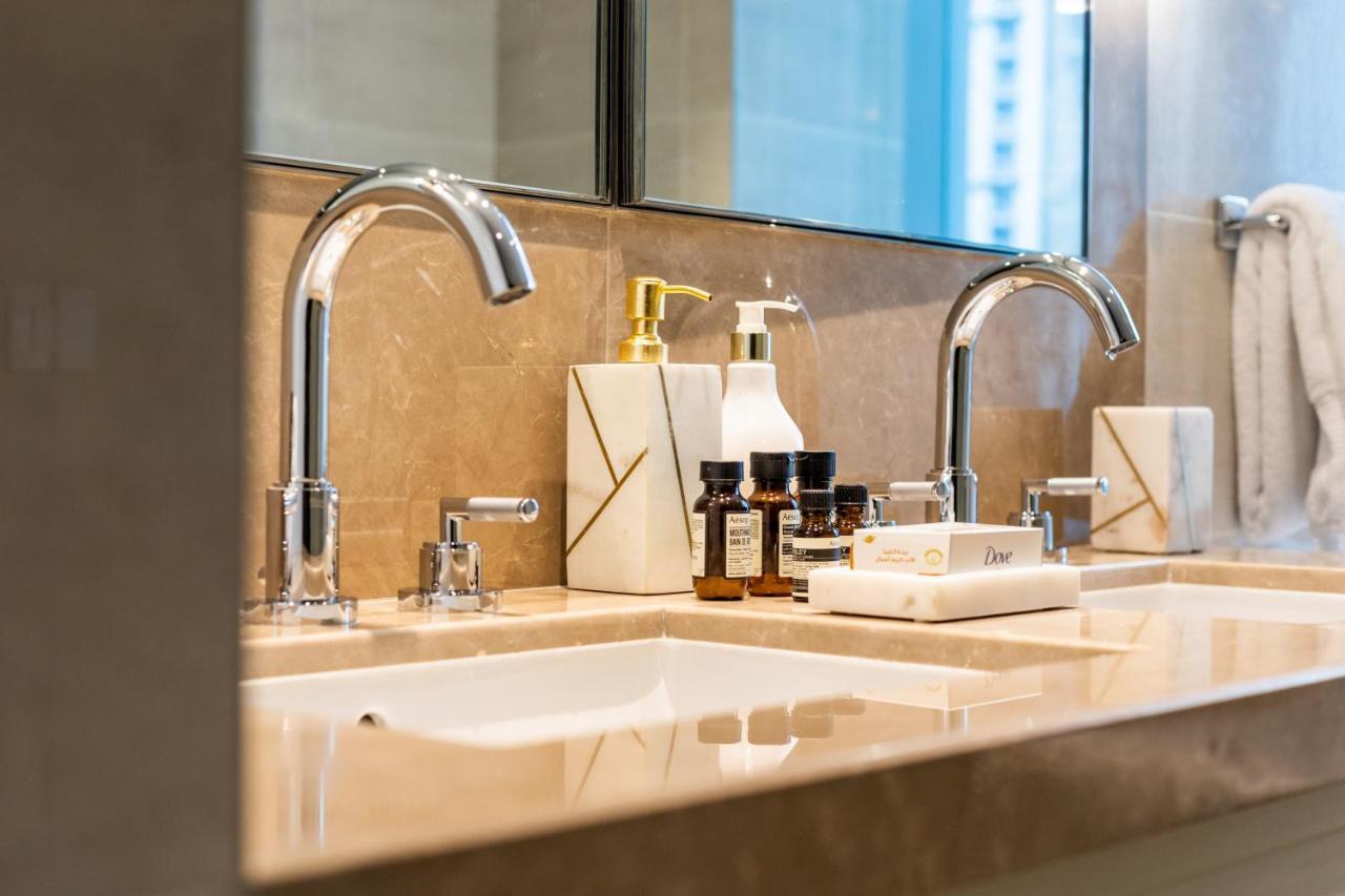 Eden's Homes & - Opera Grand Appartamento Dubai