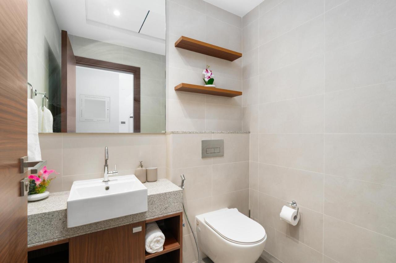 Spacious And Modern 2 Beds With Difc View, Opposite Metro Station And Zabeel Park *