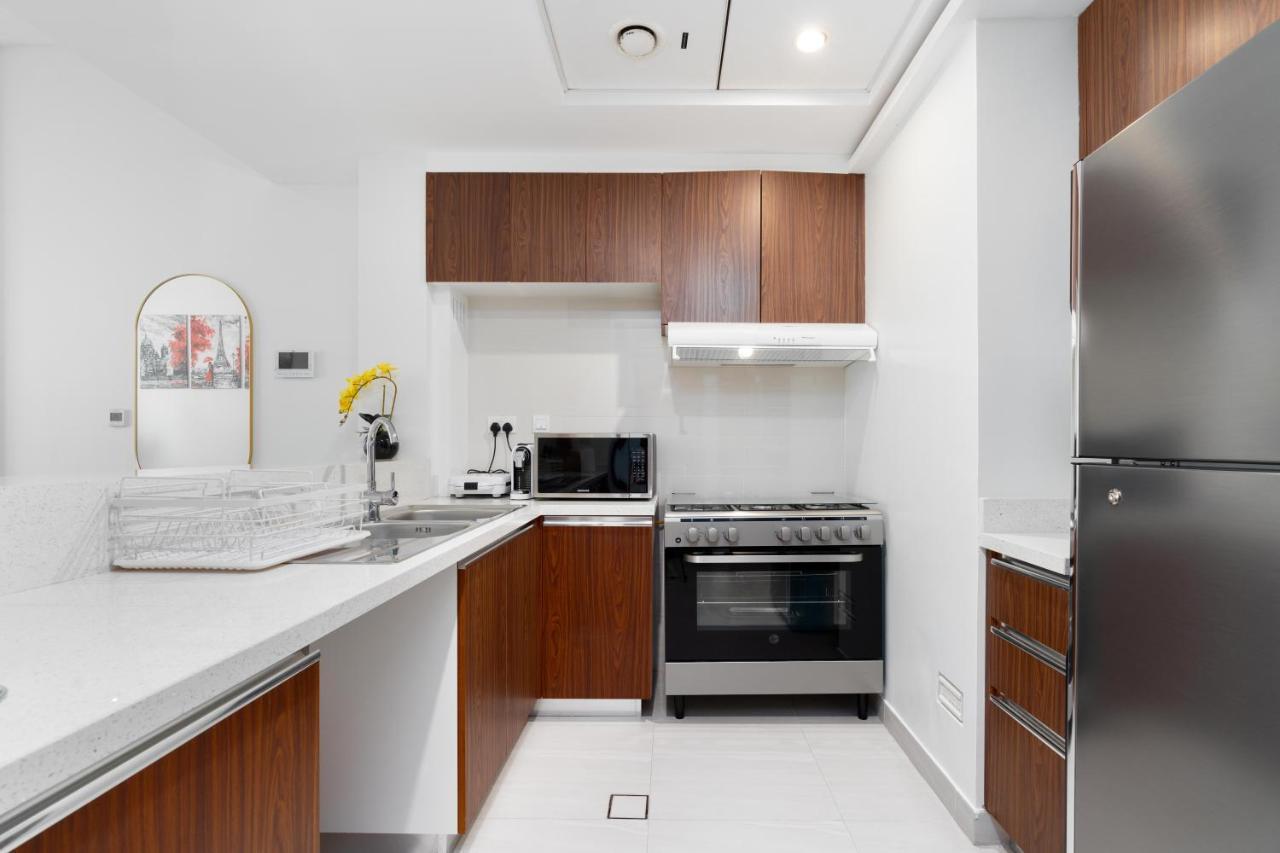 Apartment Spacious And Modern 2 Beds With Difc View, Opposite Metro Station And Zabeel Park