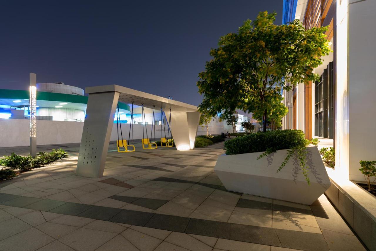Apartment Spacious And Modern 2 Beds With Difc View, Opposite Metro Station And Zabeel Park *