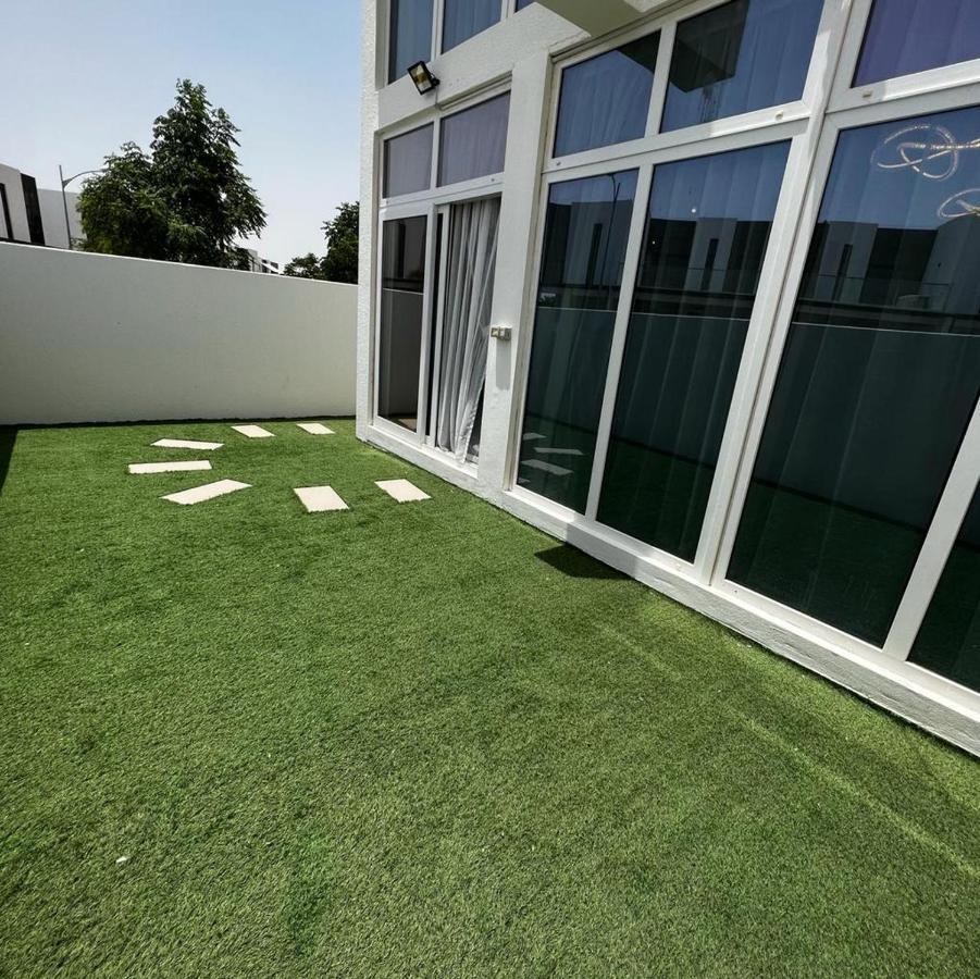 Vakantiehuis Amazonia Townhouse Damac Hills 2 By Letstay