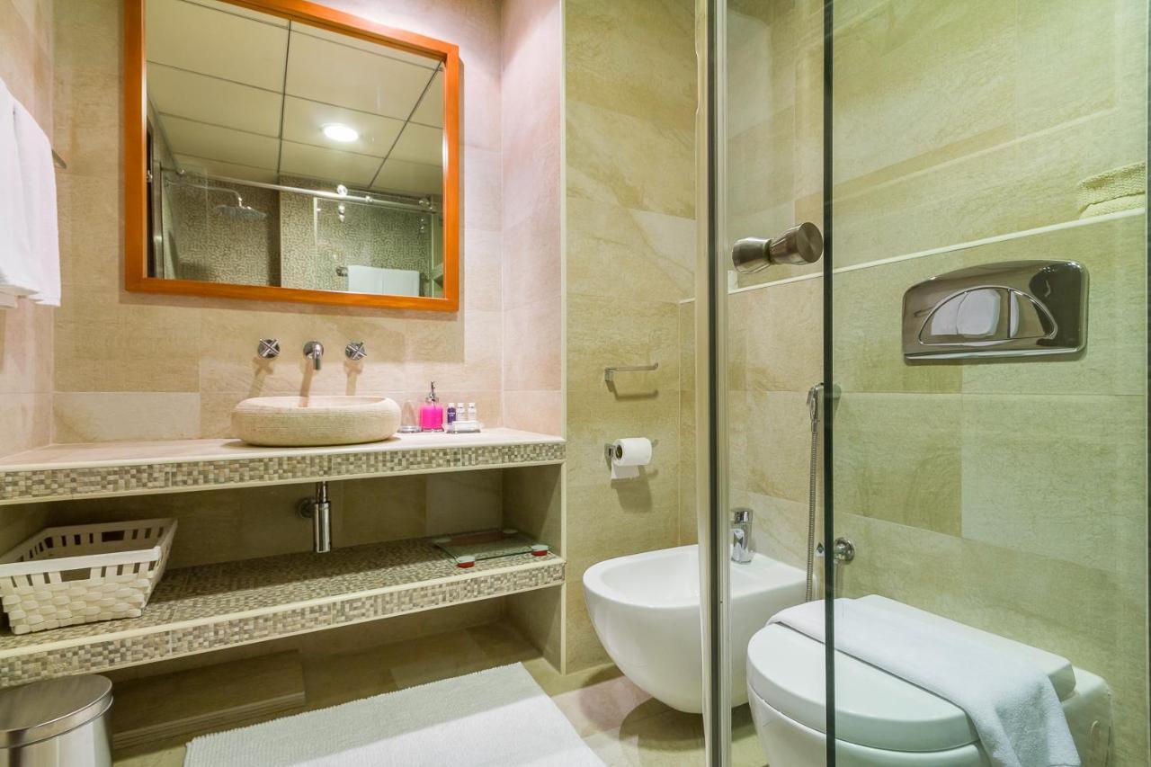 Maison Privee - Stunning With Marina View *