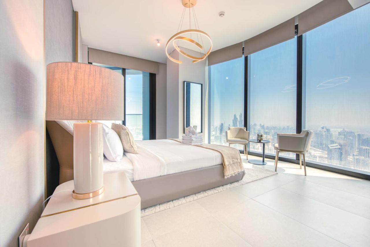 Maison Privee - Exclusive 4br And Maid Beachfront W Front-row Sea Views At Address Jbr Apartemen *