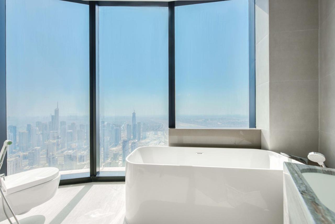 Maison Privee - Exclusive 4br And Maid Beachfront W Front-row Sea Views At Address Jbr Apartemen *