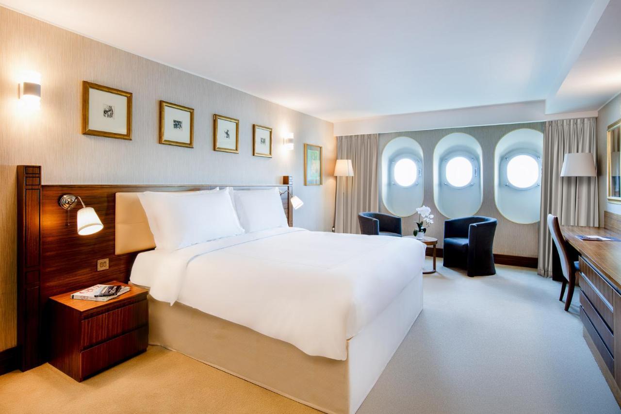 Queen Elizabeth 2 4* Dubai