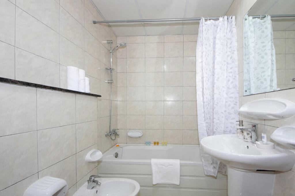 One Bedroom In Marina 3814 * Dubaï