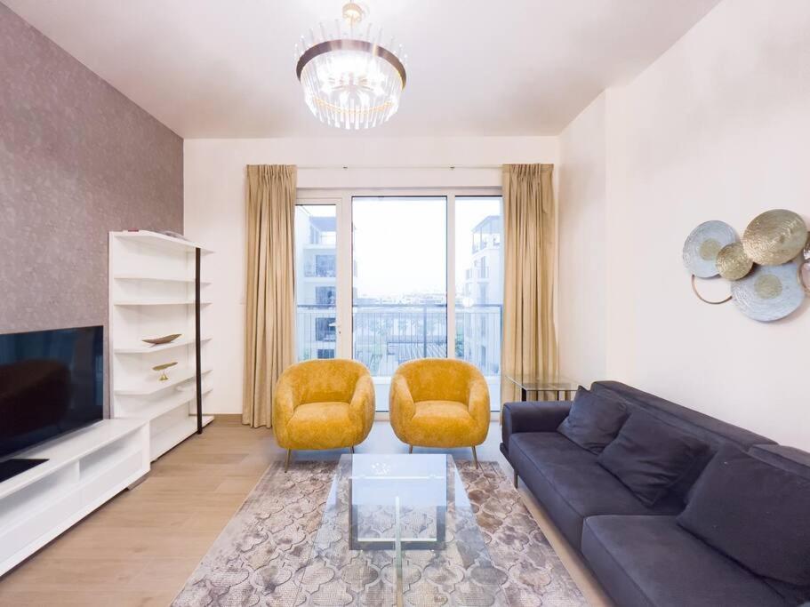 Ferienhaus Lovely 2-bedroom Vacation Near *
