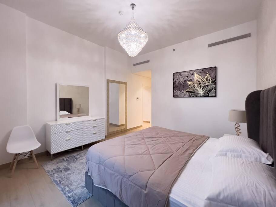 Ferienhaus Lovely 2-bedroom Vacation Near *