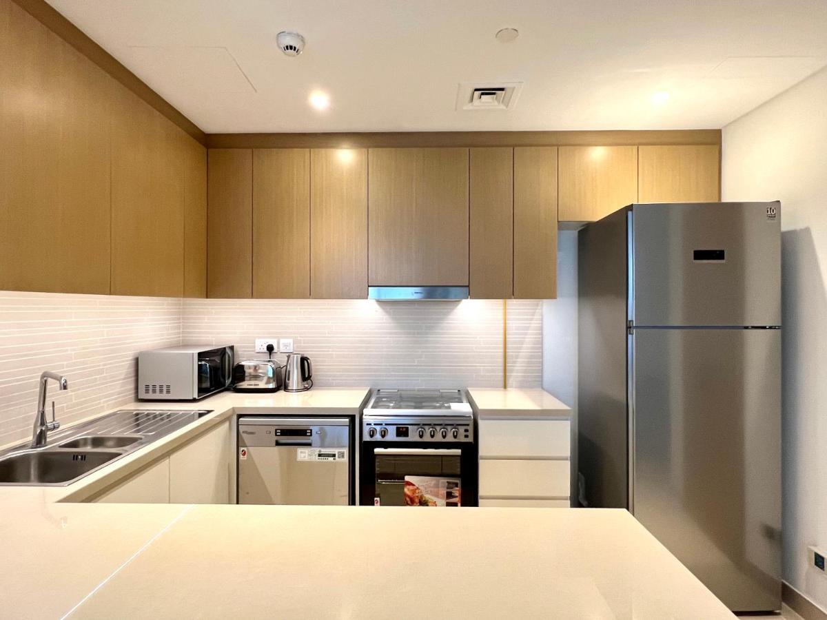 Plush Homes - Panoramic Beach View Chic 2 Bedroom In Marina Dubai