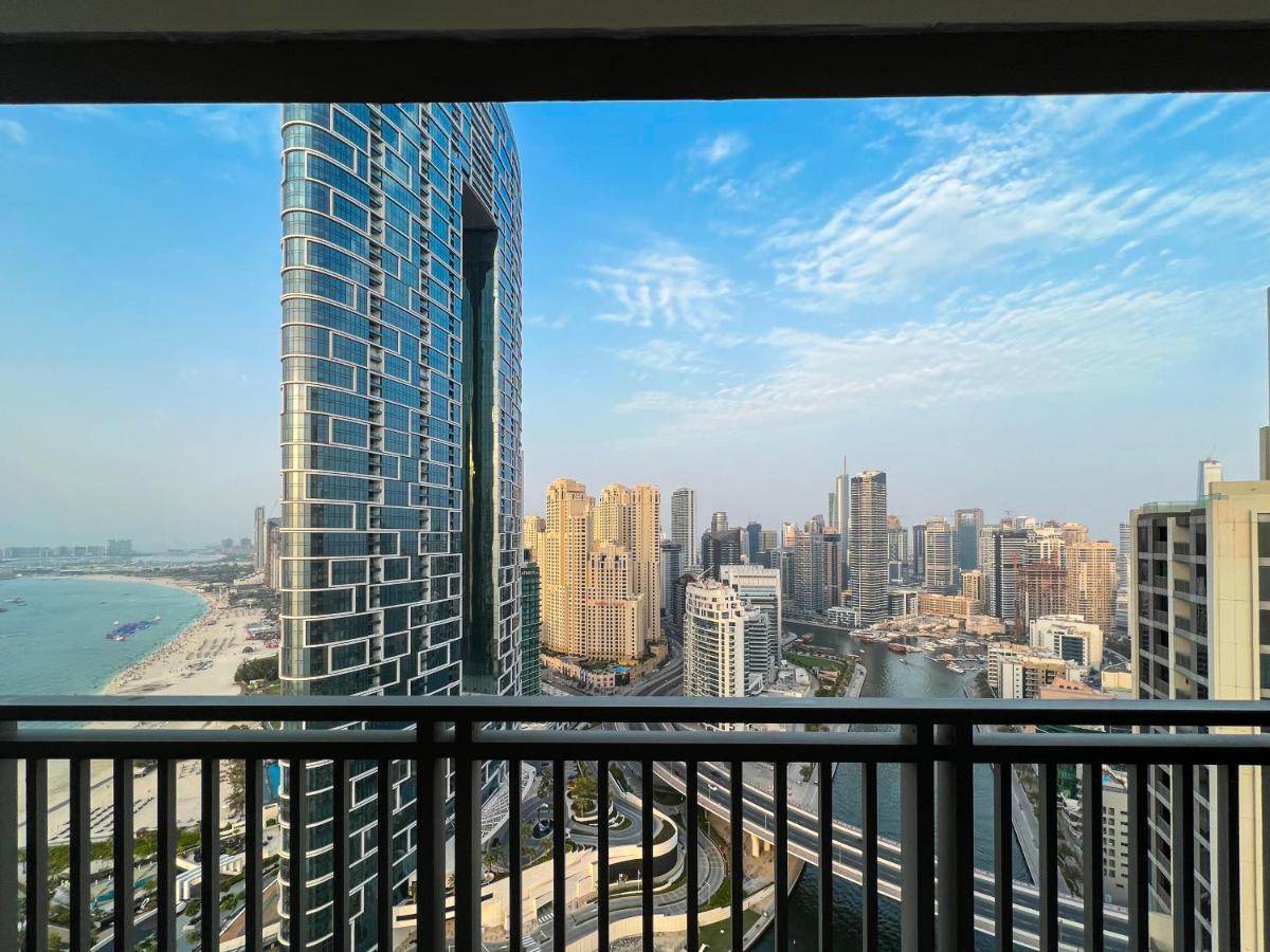 Plush Homes - Panoramic Beach View Chic 2 Bedroom In Marina Apartment Dubai