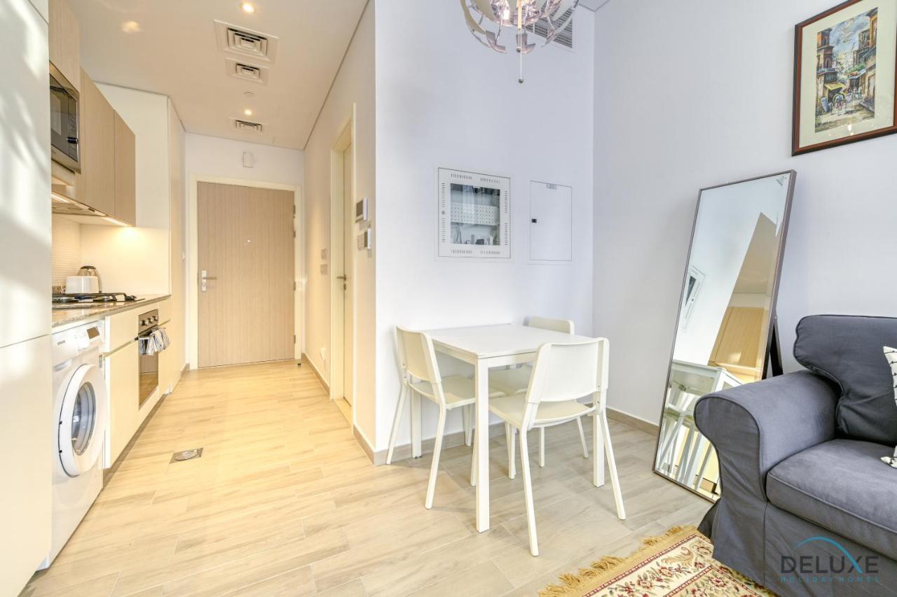 Appartement Cheerful At Belgravia Tower Jvc By Deluxe Homes *
