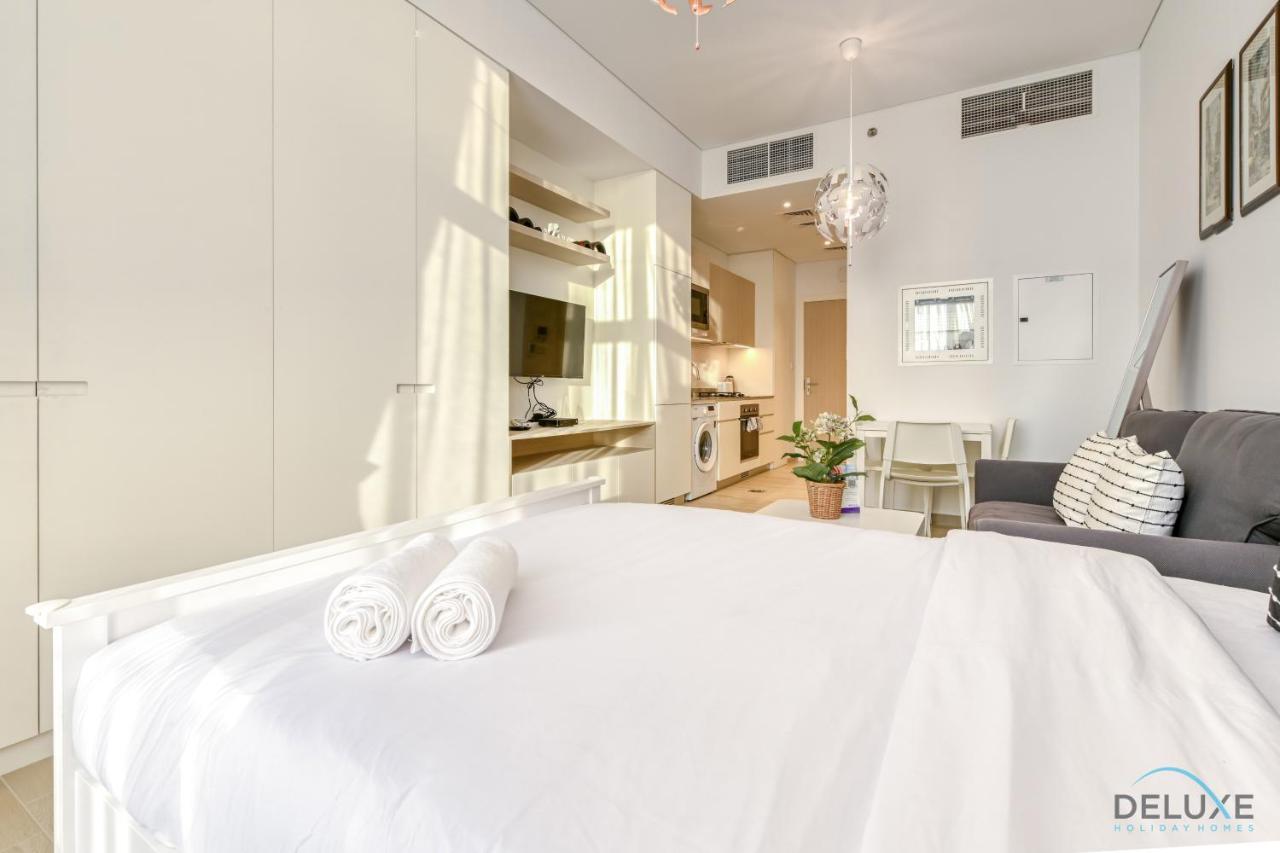Cheerful At Belgravia Tower Jvc By Deluxe Homes Appartement *