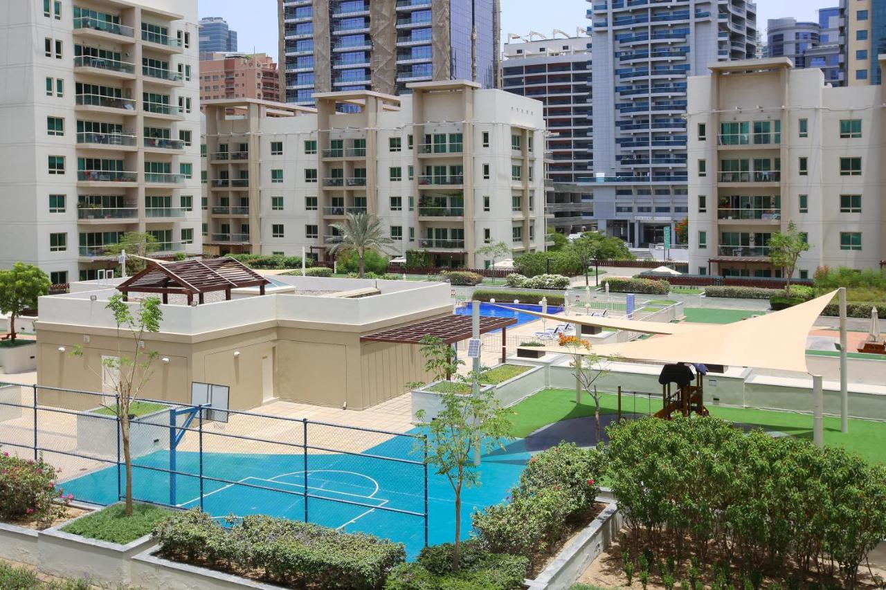 Appartamento Koala & Tree - Luxurious 1br In The Greens, Stays Up To 4 !! Dubai