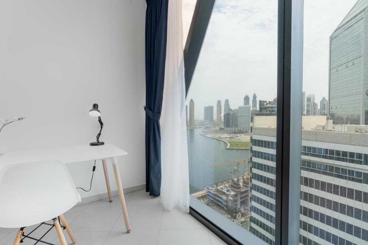 Ultimate / 4 Beds / Burj Khalifa View / Ultra Modern / Business Bay Apartamento Dubái