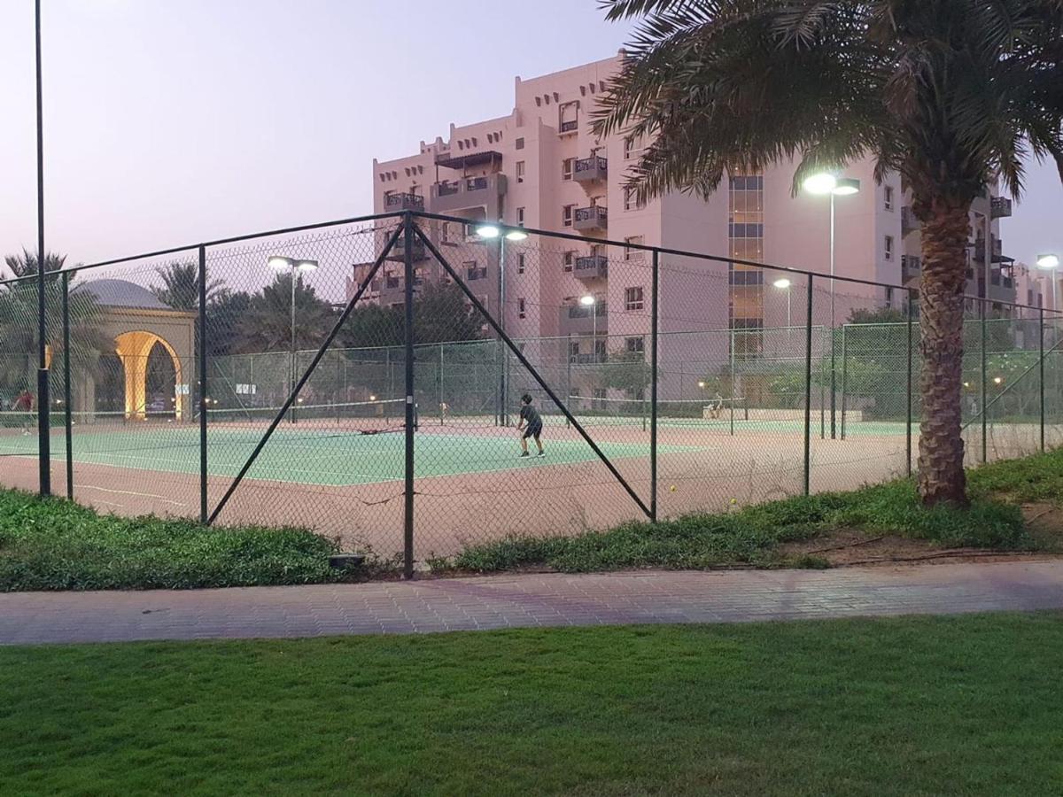 Studio In Remraam * Dubai