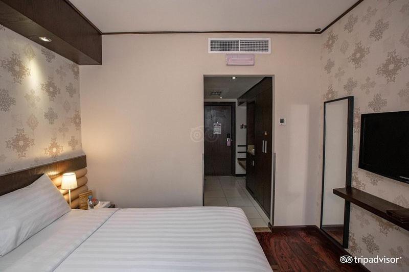 Hotel Deira 2*
