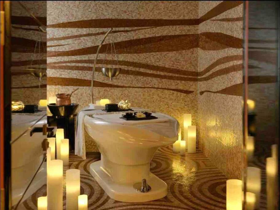 Luxury Living & Fully-furnished 3 Bedroom Next To Mall Apartamento Dubái
