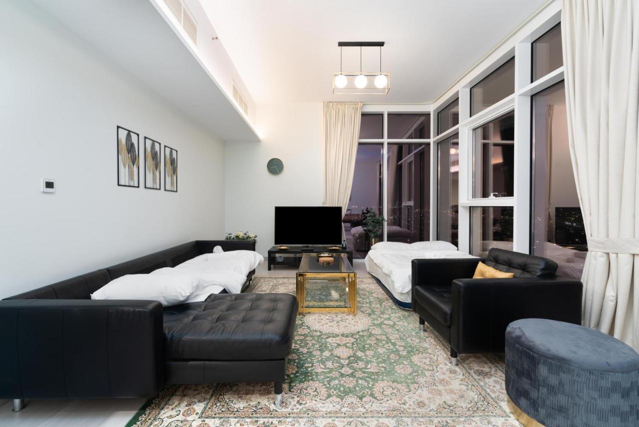 Apartamento Ultimate - 3 Beds - Scenic Panoramic Views - Right At Metro Station - 5-10min To Sea, Burj Khalifa, Old Town, Downtown - 15min From Airport *