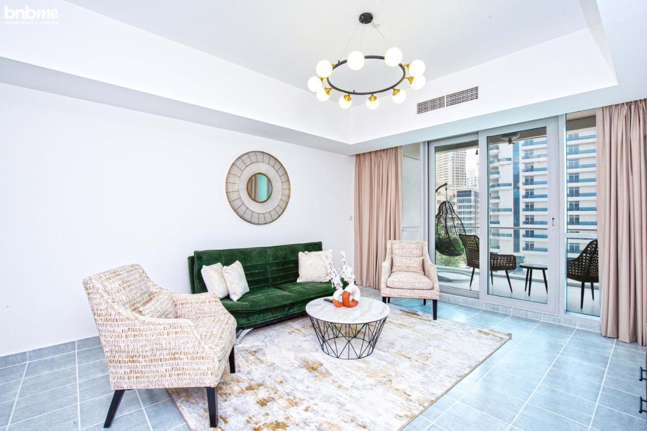 Bnbmehomes - Sit Back & Enjoy Seeing The Luxury Yachts Drive By - B67 Apartemen