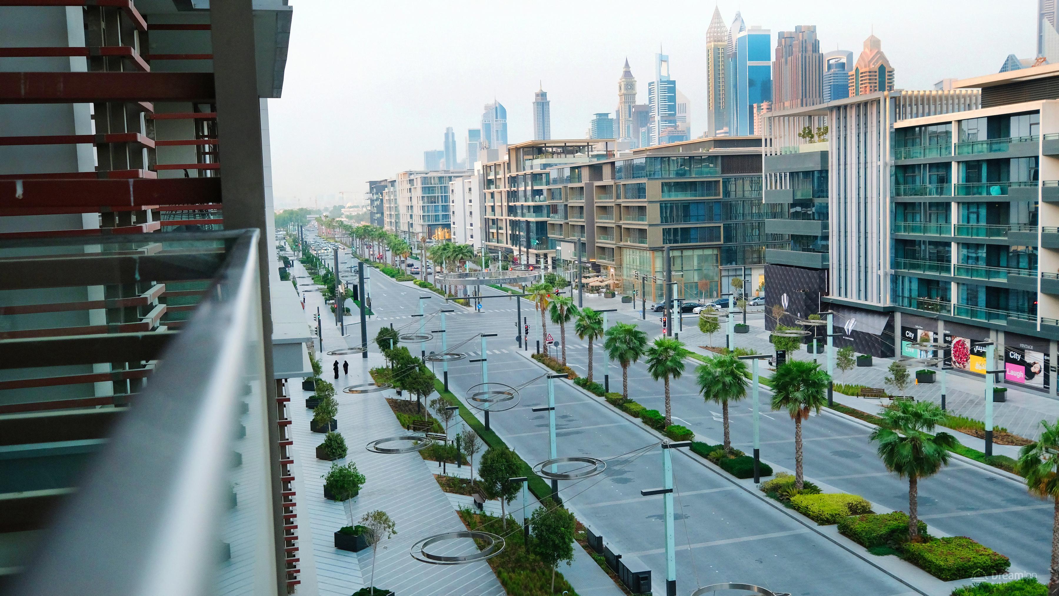 Dream - Walk Modern & Luxury Locanda Dubai