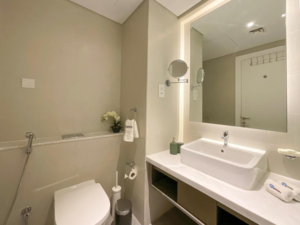 Higuests - Roomy And Chic With Panoramic Canal Views Appartement Dubaï