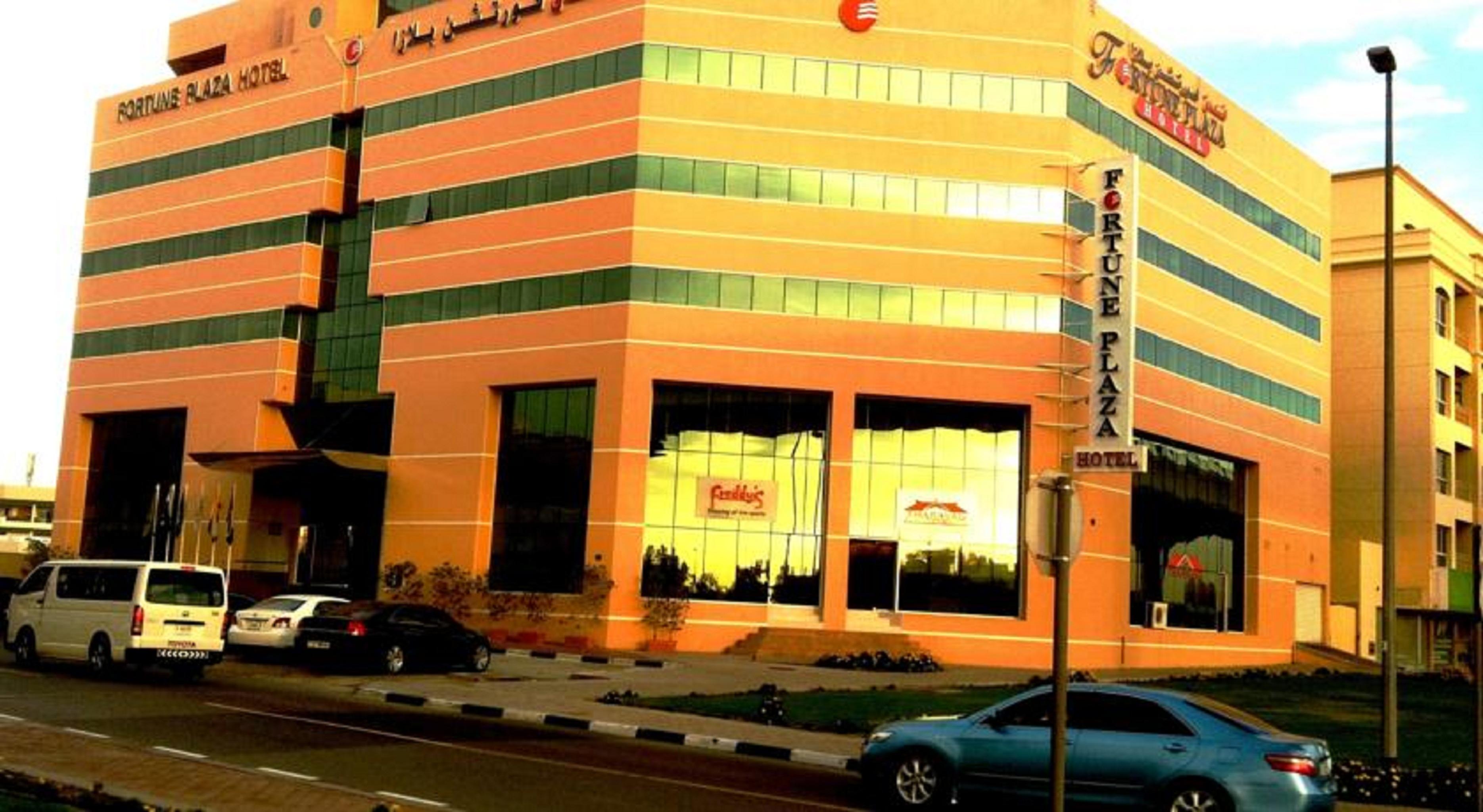 Fortune Plaza Hotel, Airport Hotel 3*