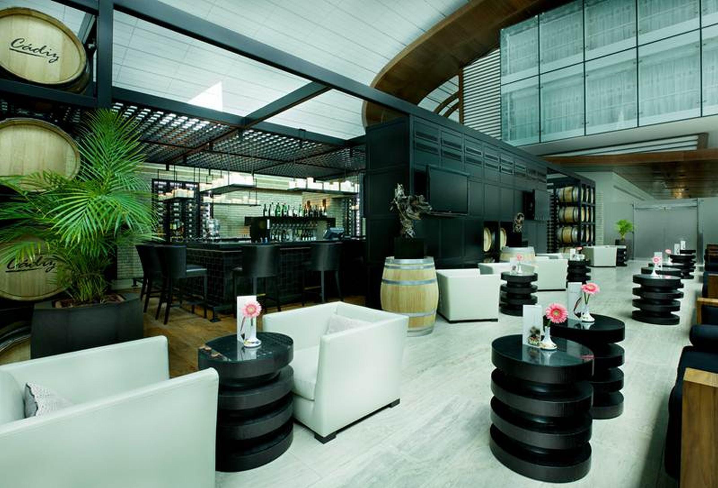 International Terminal Hotell 5*