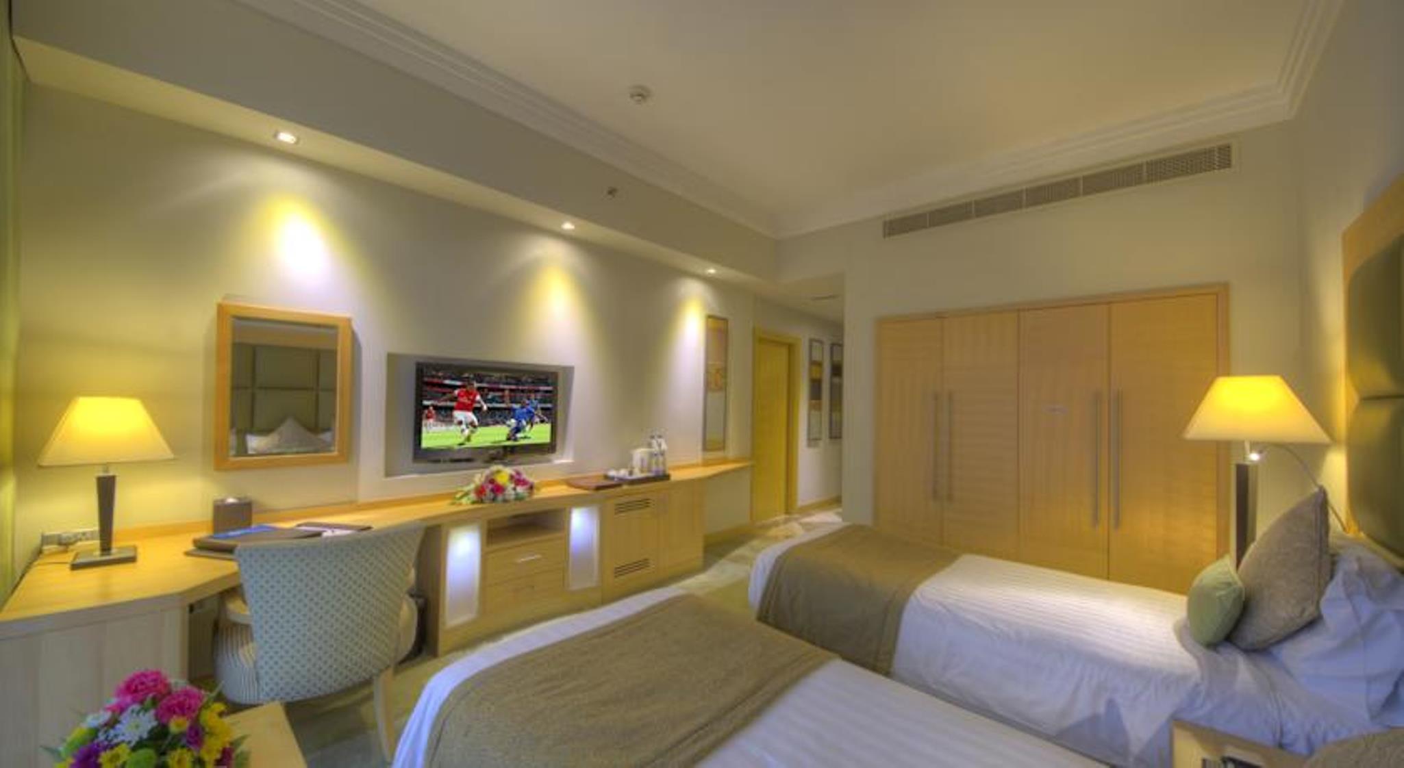 Hotel Halo 4*