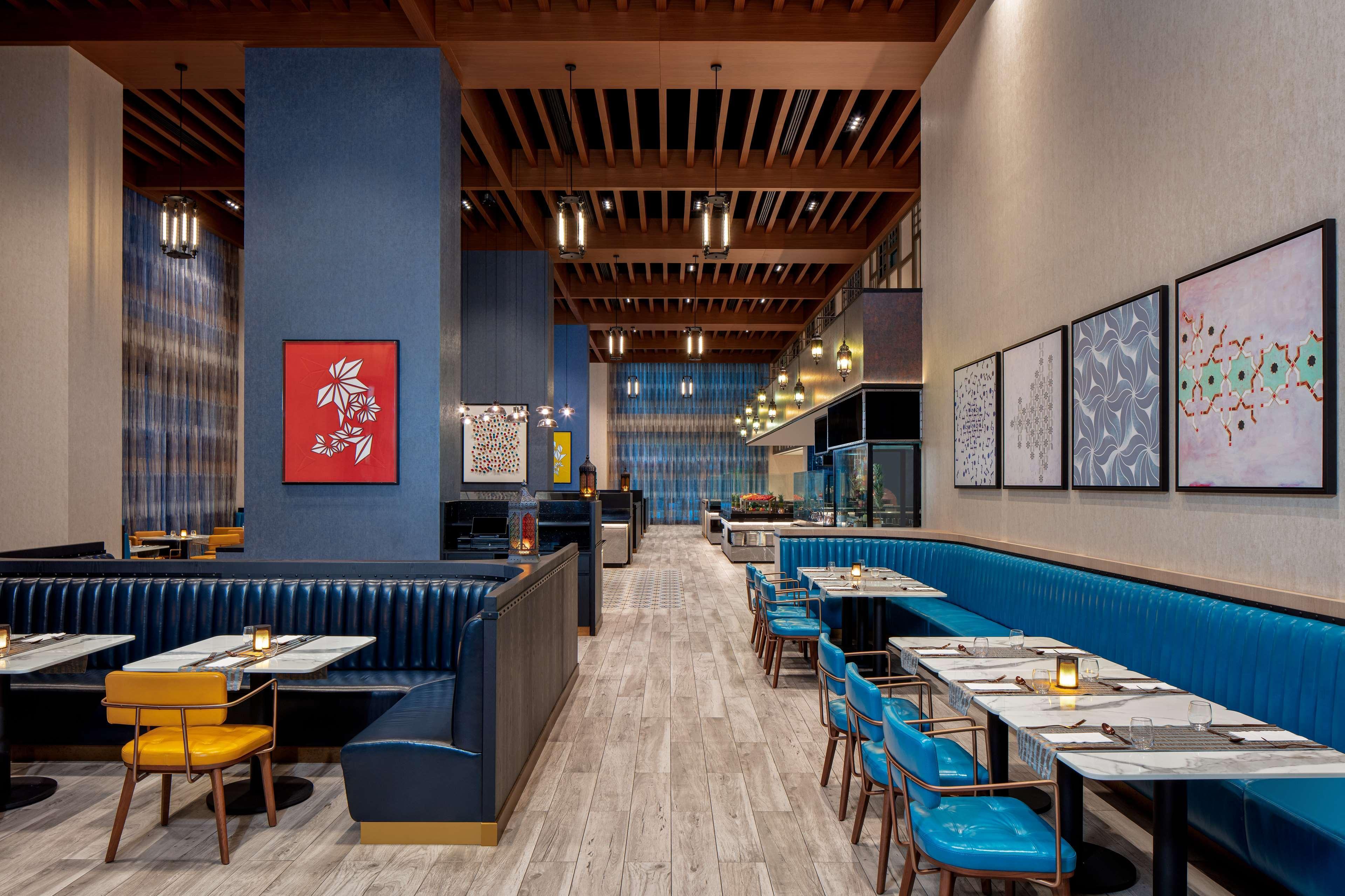 Doubletree By Hilton And Residences - Al Barsha Aparthotel 4*