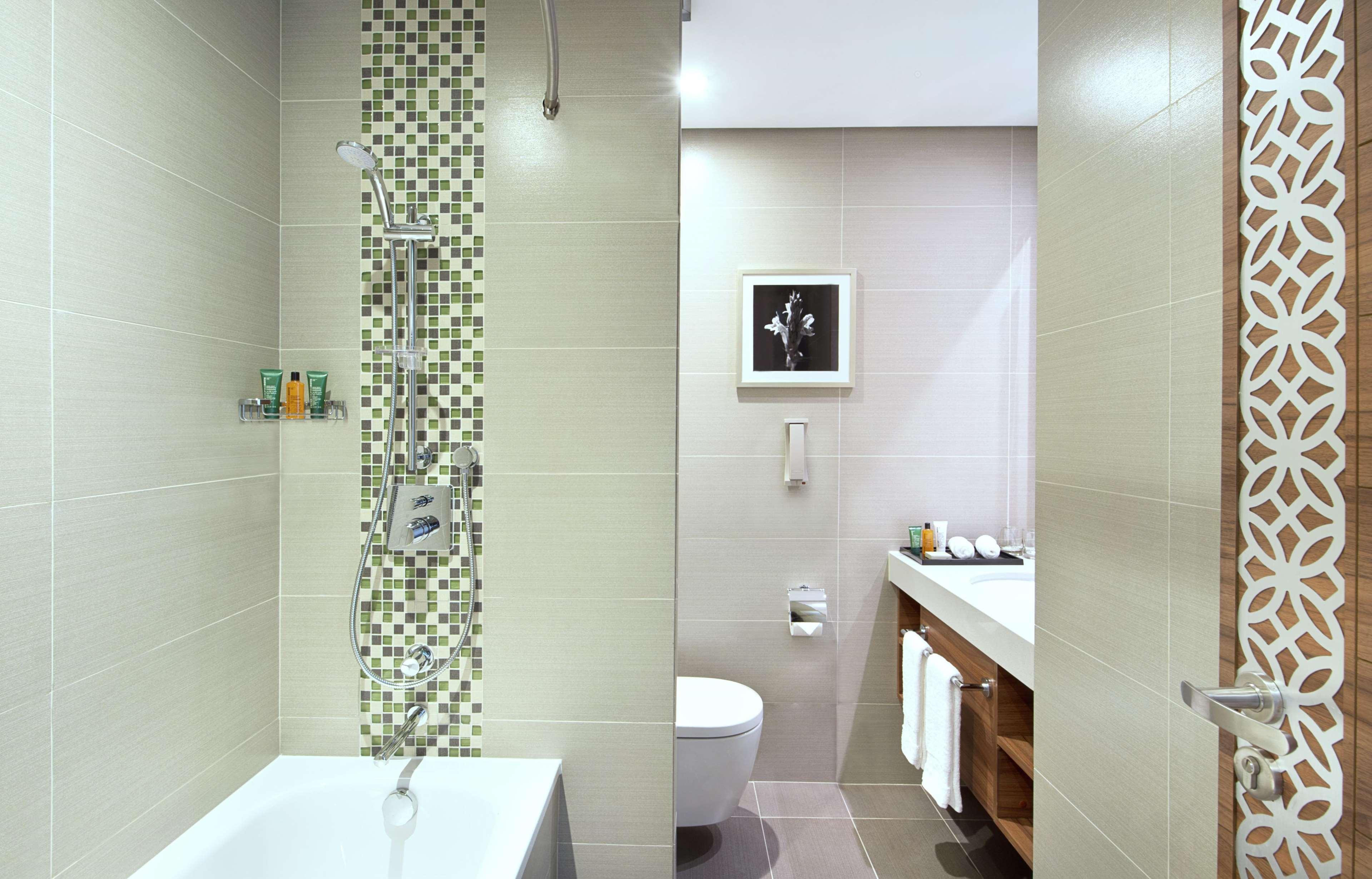 Hilton Garden Deira Hotel Dubái