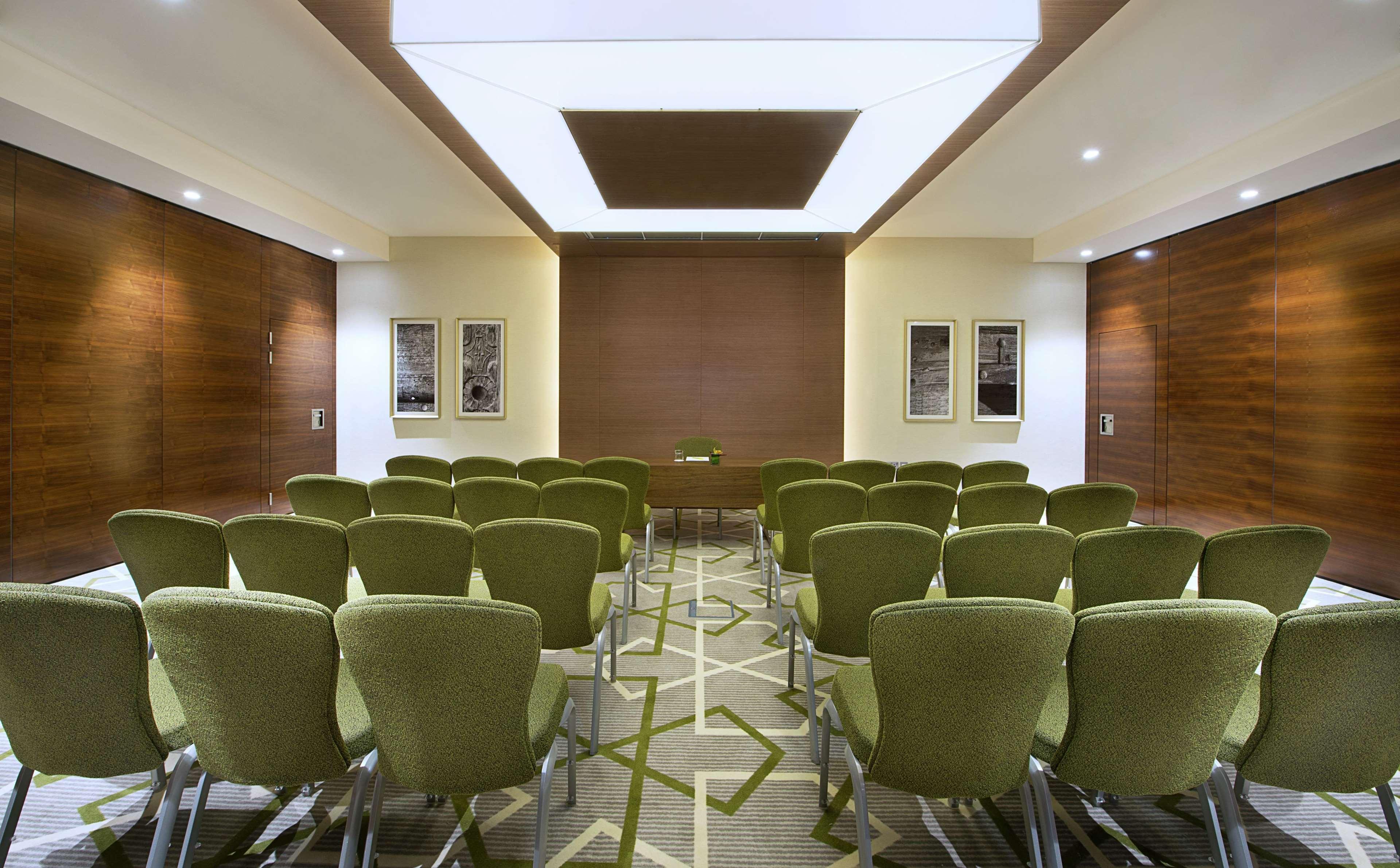 Hilton Garden Deira Dubai