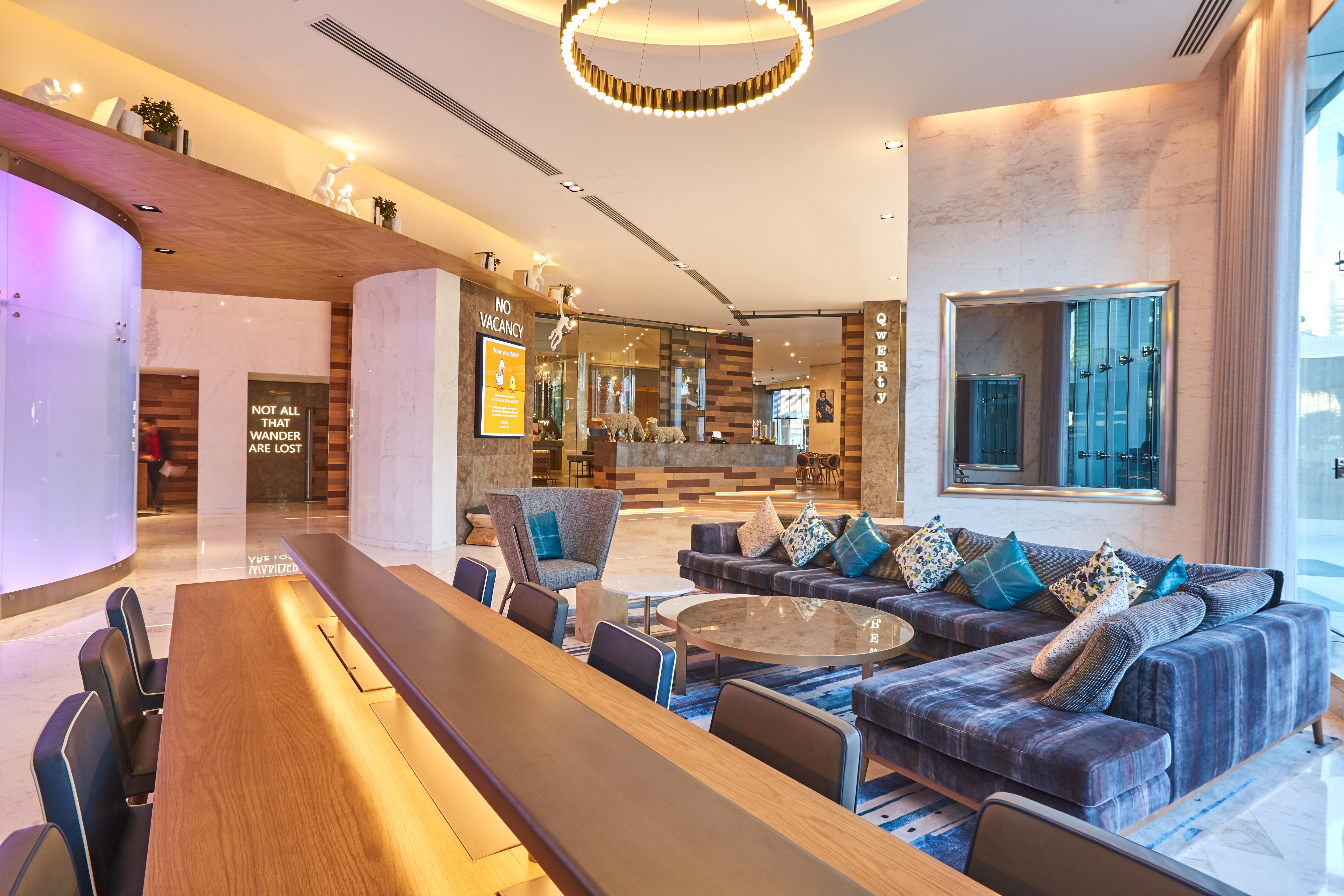 Media One Hotel Dubái