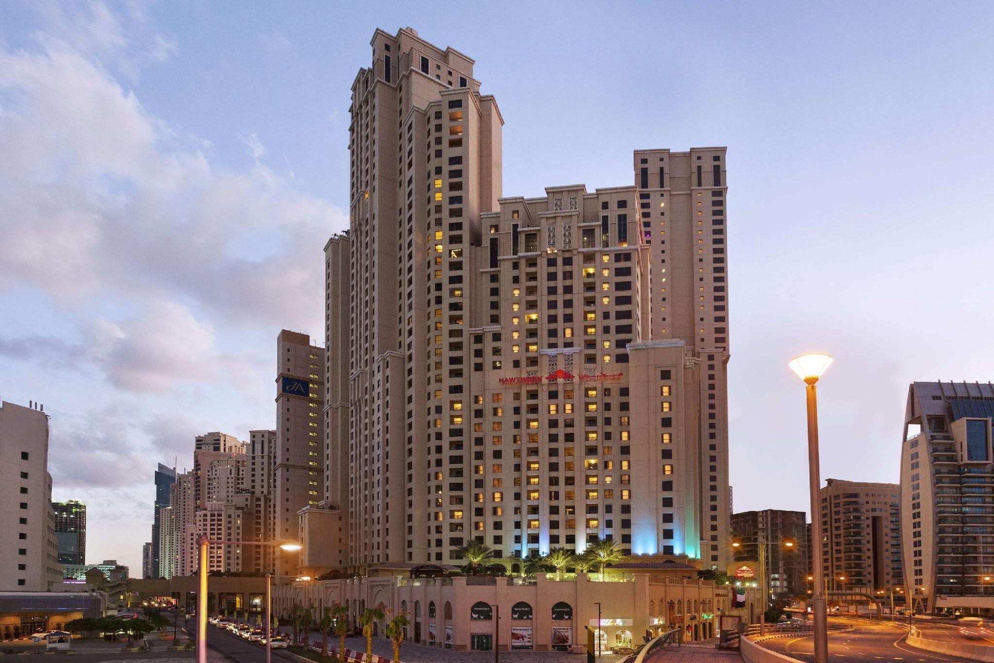 Hotel de apartamente Ramada Hotel, And By Wyndham Jbr 4*