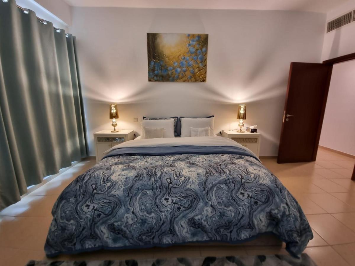 Apartament Jbr Full Sea View, 3601,2 Bhk