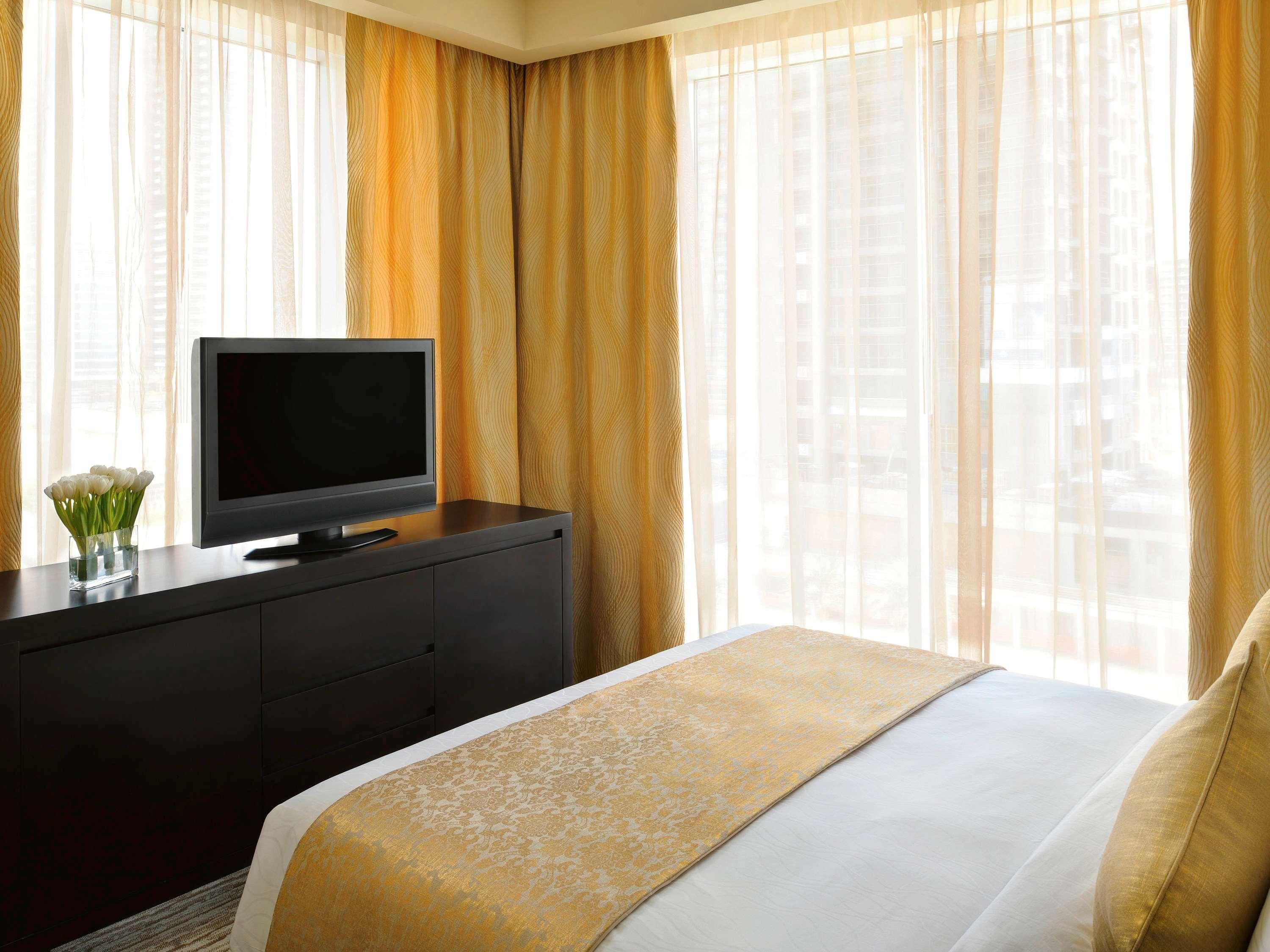 Moevenpick Jumeirah Lakes Towers