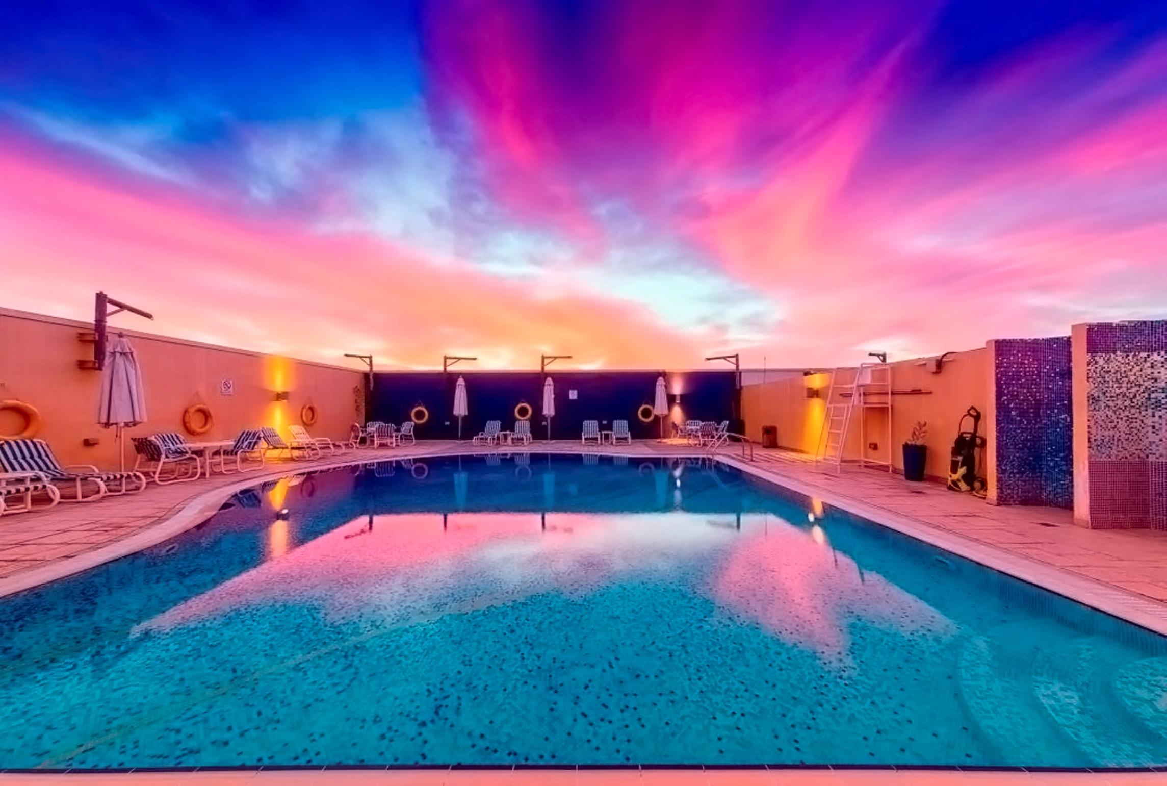 Nojoum Llc Lägenhetshotell Dubai