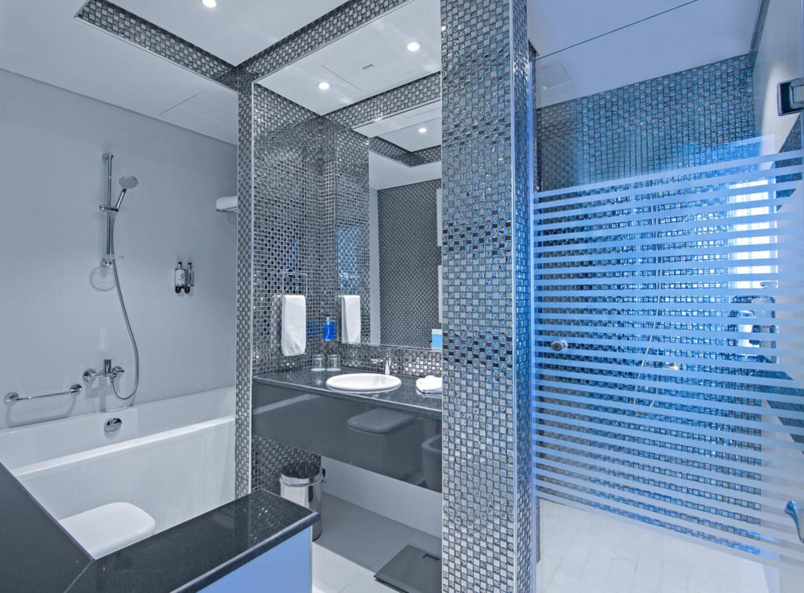 Signature 1 Tecom Hotel 4*