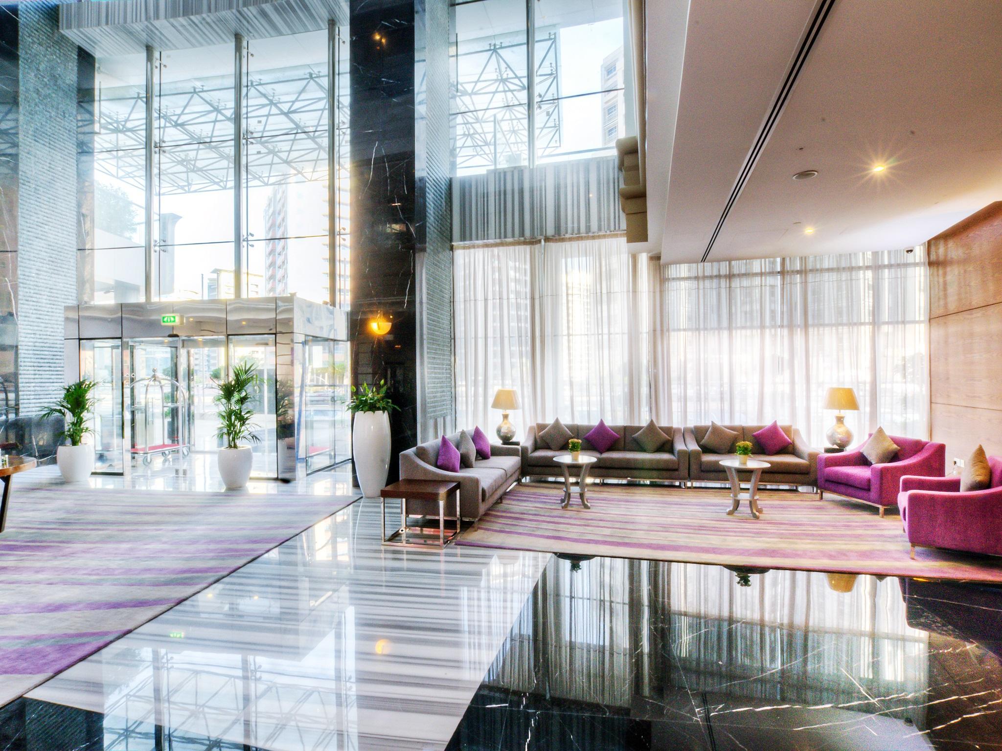 Signature 1 Tecom 4*