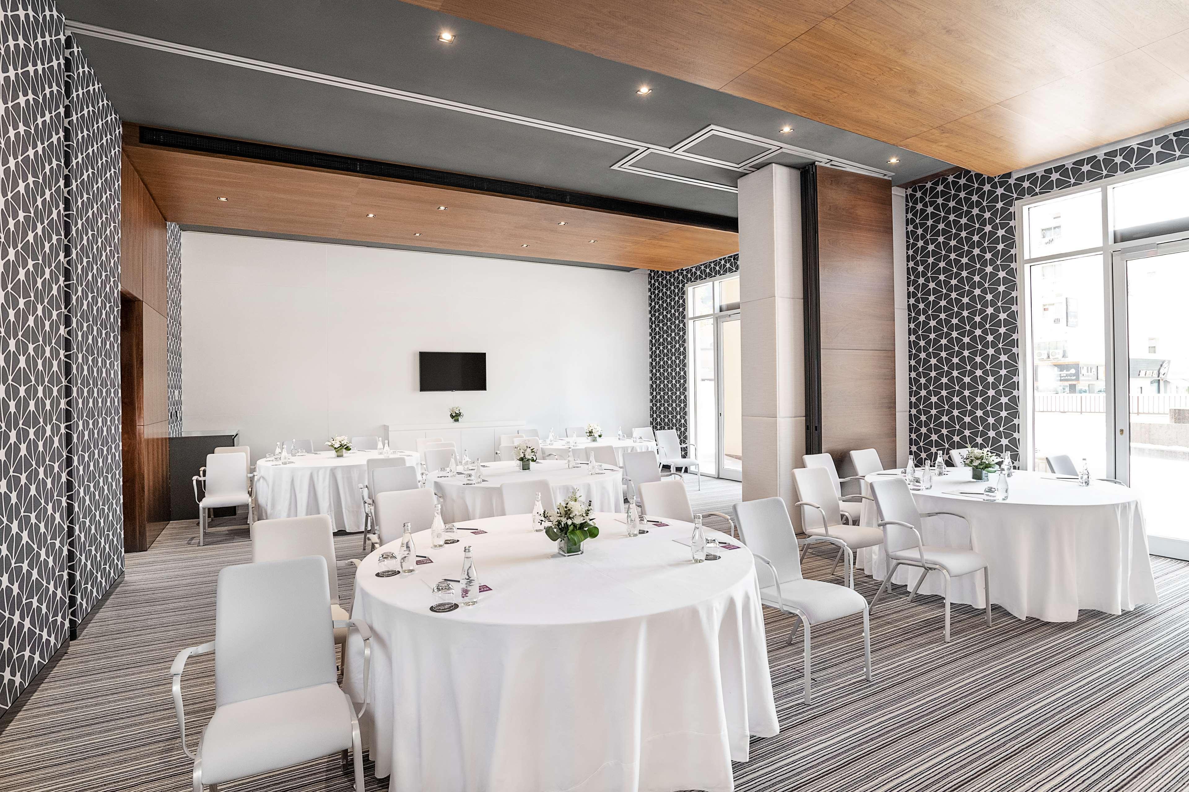 Hotel Hyatt Place Wasl District 4*