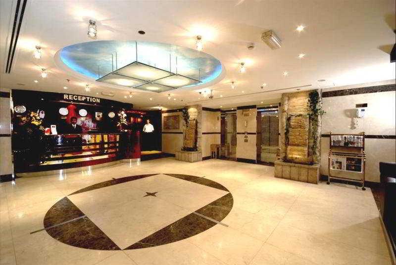 Signature Deira Hotel 3*